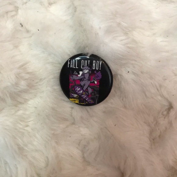 Hot Topic Fall Out Boy Mania Small Pin - Picture 4 of 7
